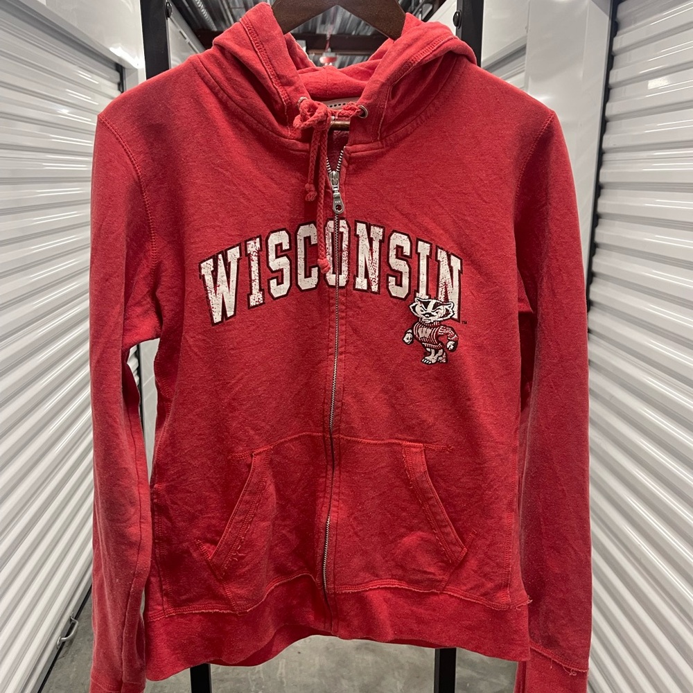 Perrin Wisconsin Badgers Zip up Hoody…Large..21x24
